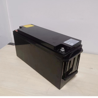 Pacote de bateria de lítio personalizado 24V80Ah LiFePO4 Baterias de carregamento e descarga rápidos para scooter elétrico AGV